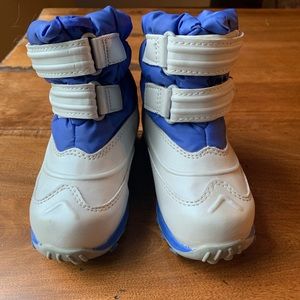 Toddler Size 8 LL Bean Snow Boots
